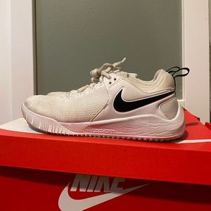 nike volleyball shoes